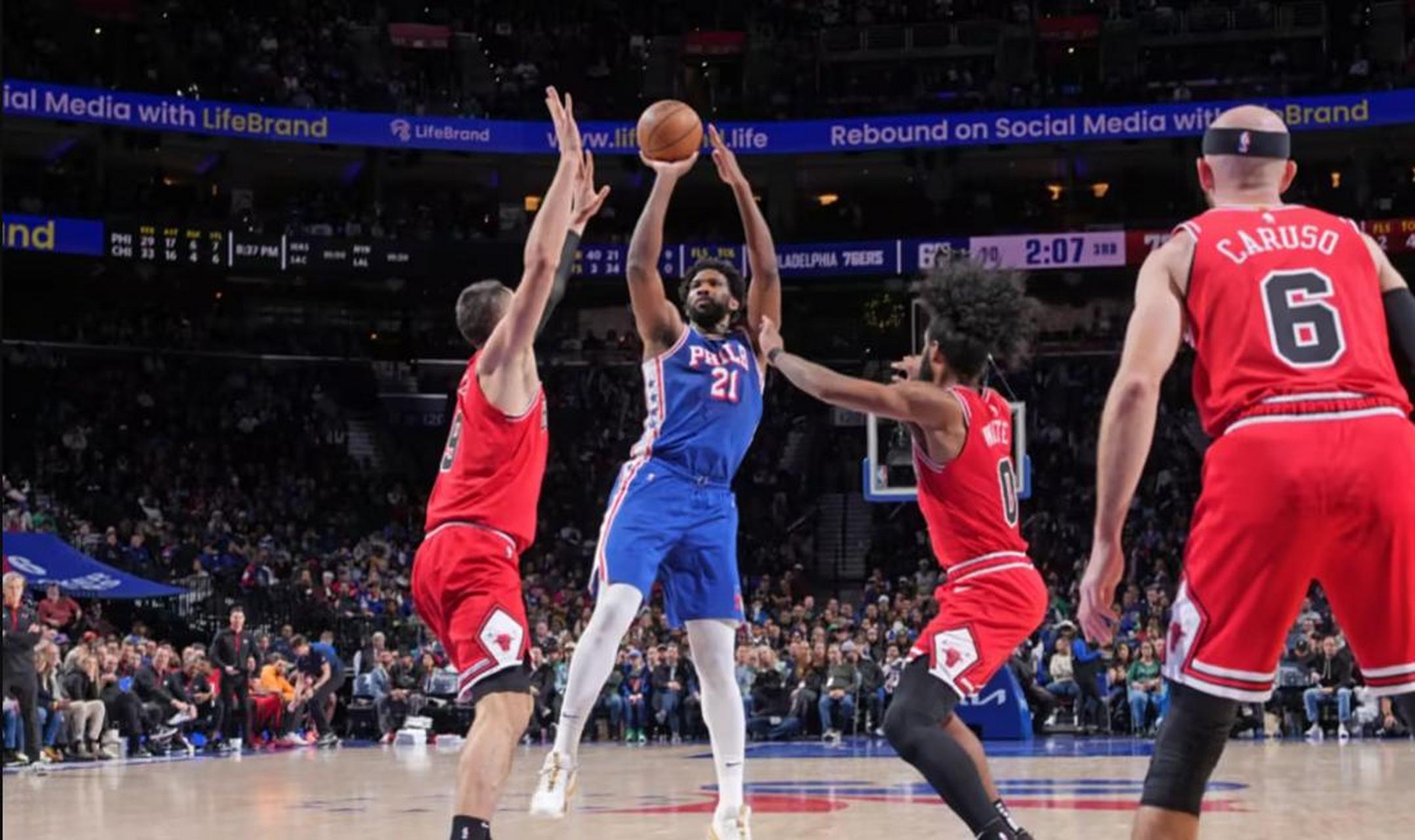 76人翻盘雷霆，拉文关键制胜