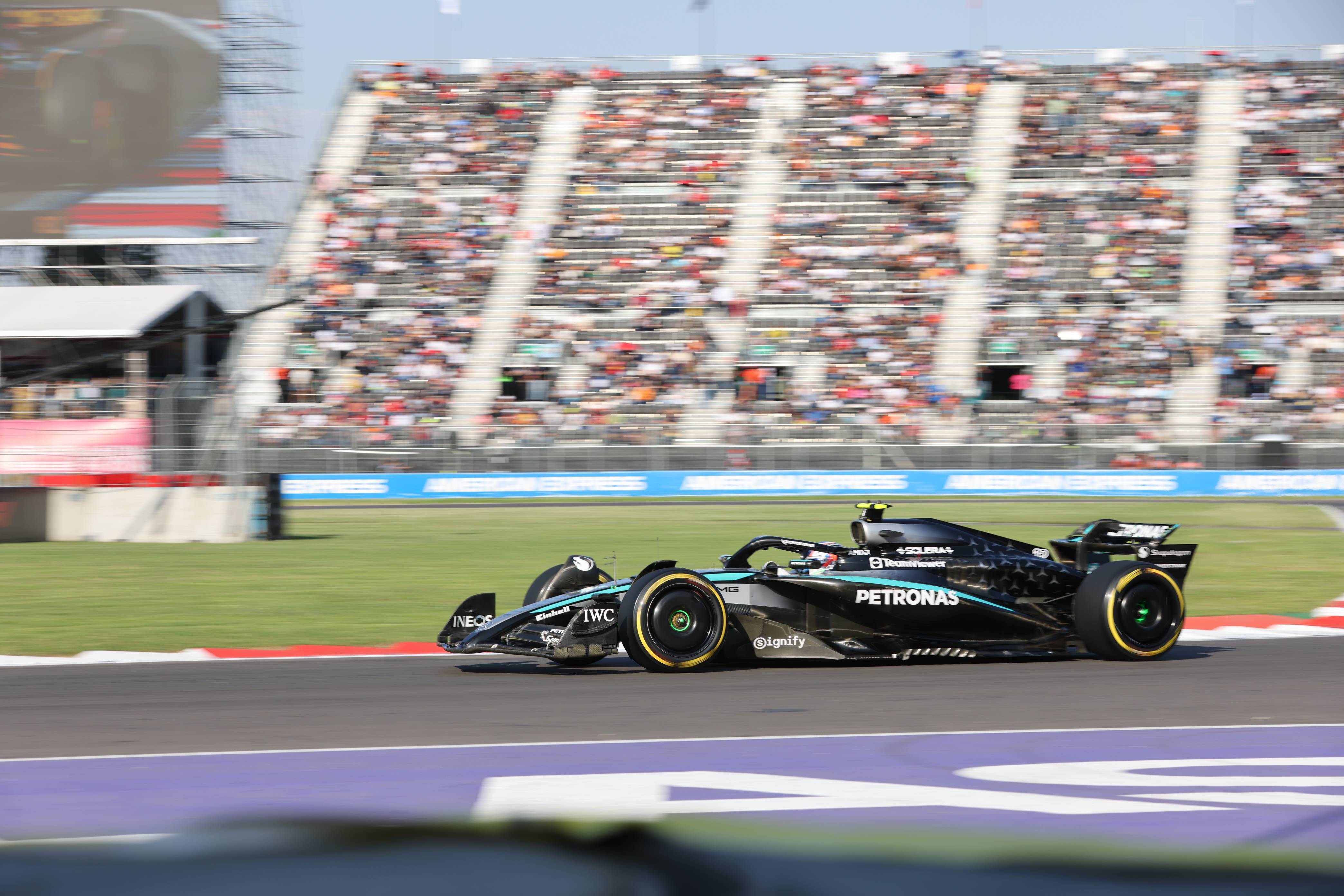 迈凯伦逆转雷诺车队,阿隆索点燃赛场 迈凯伦逆转雷诺车队,阿隆索点燃赛场