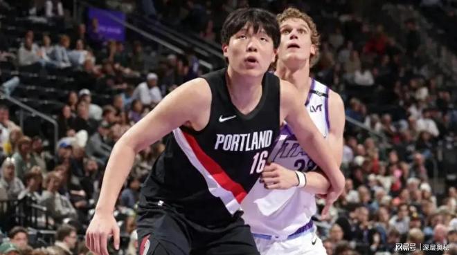 爵士横扫江苏队，霍勒迪关键制胜