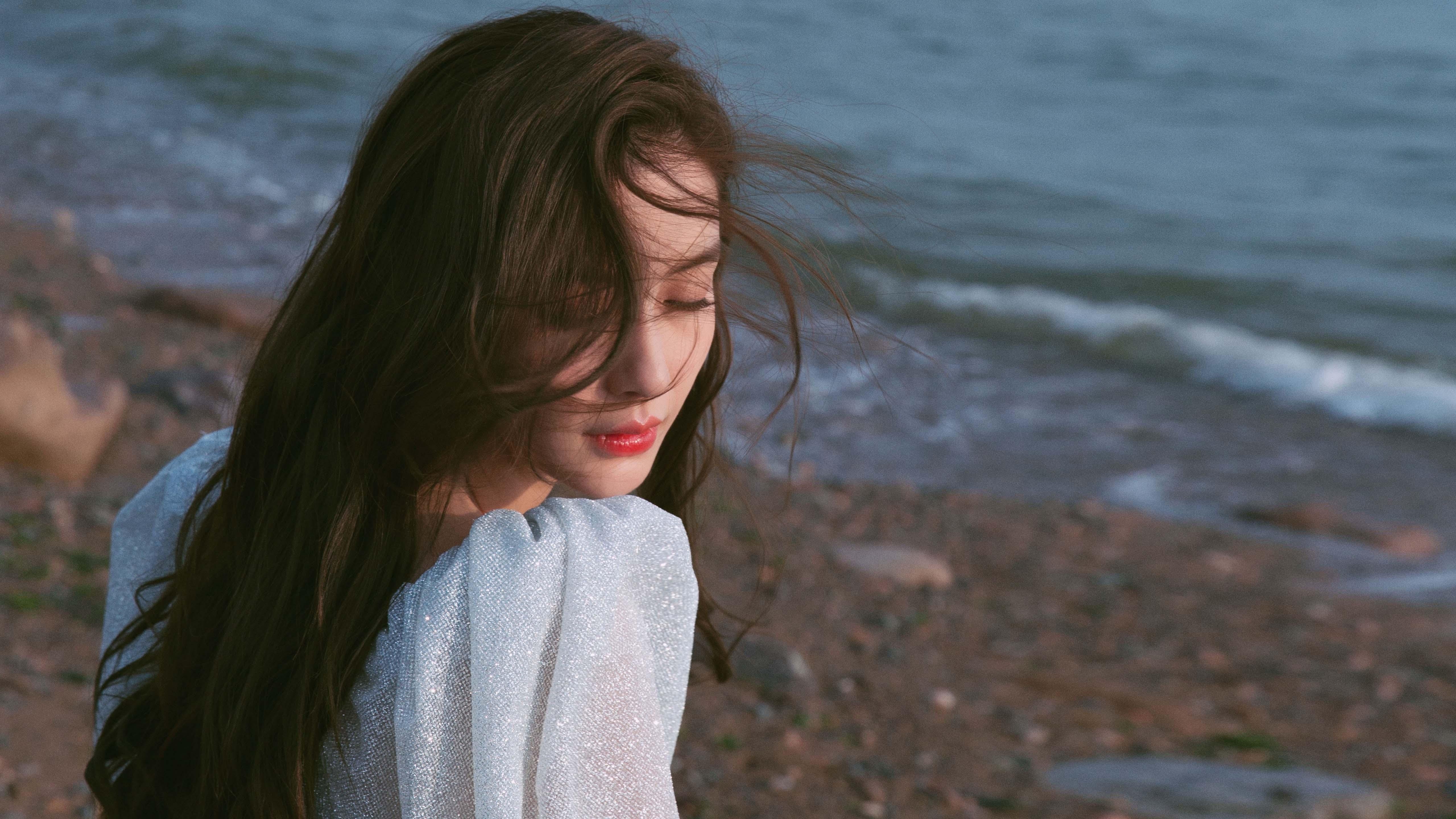 黄喜灿的发动机轰鸣，当一个足球运动员接管了F1的夜晚